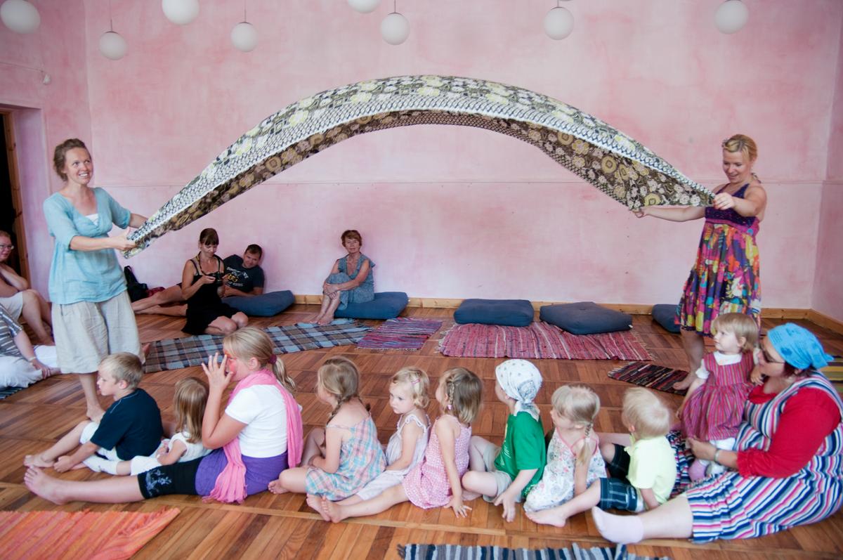 Song games workshop in the Estonian Traditional Music Centre in Viljandi