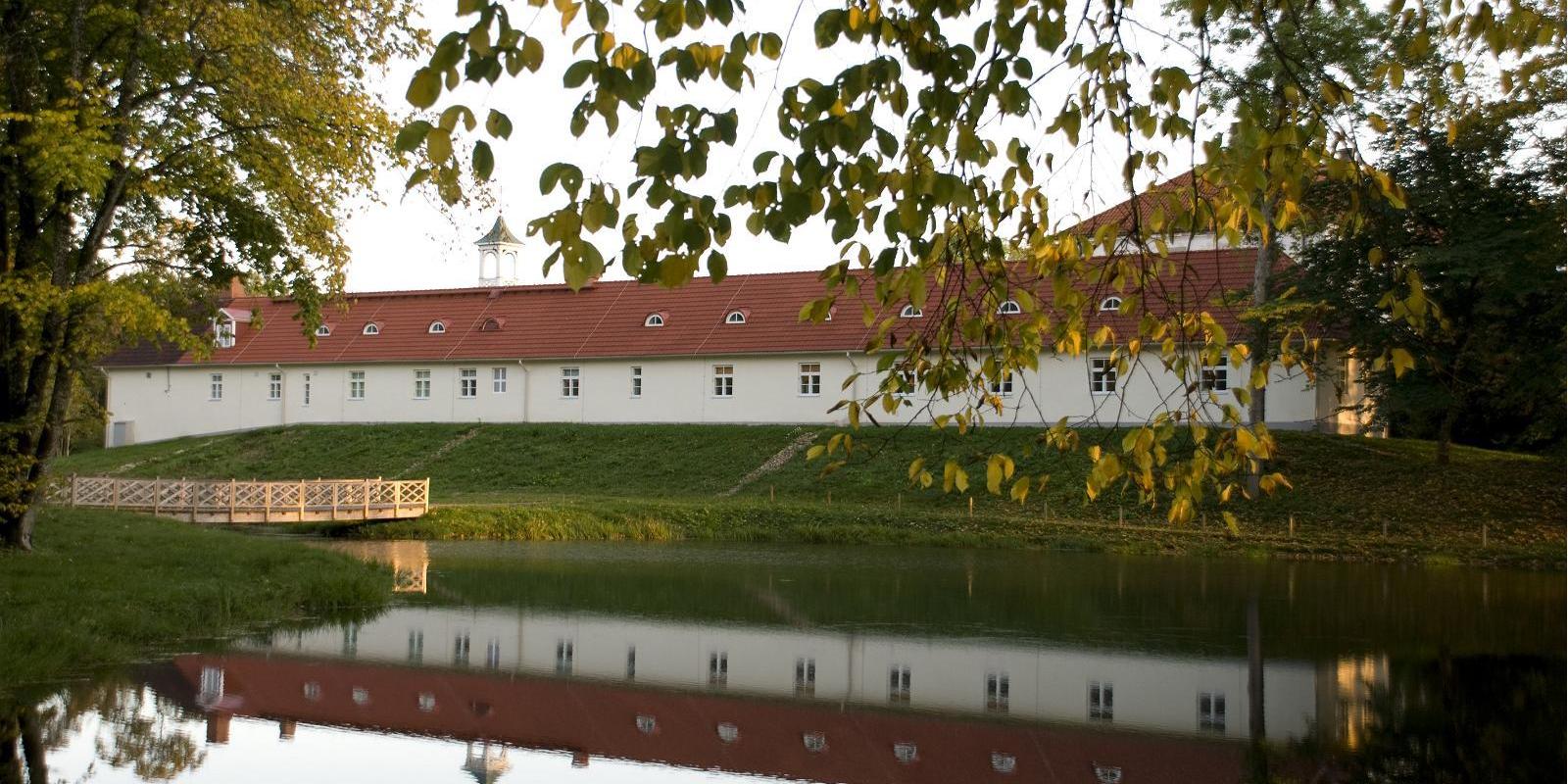 Rogosi Castle Manor in Ruusmäe