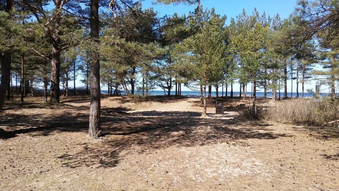 Strand und Zeltplatz Meremõisa