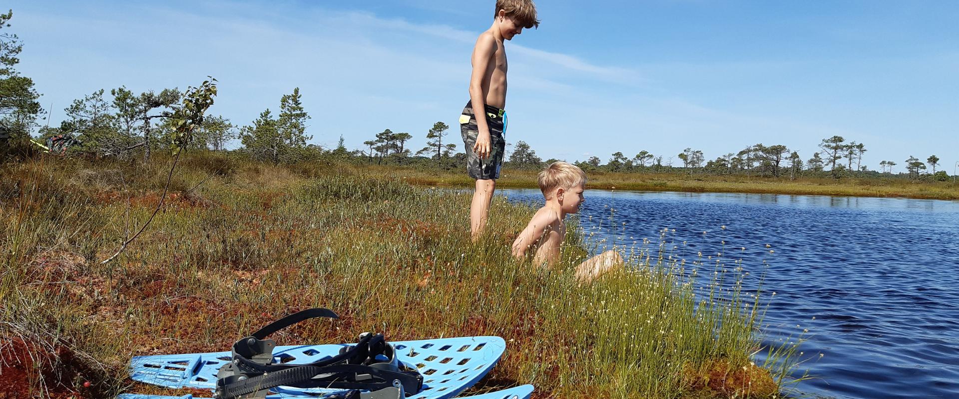 Tagestour Lahemaa Nationalpark – Moorwanderung, Küste, Taiga, Herrenhäuser und Fischerdörfer