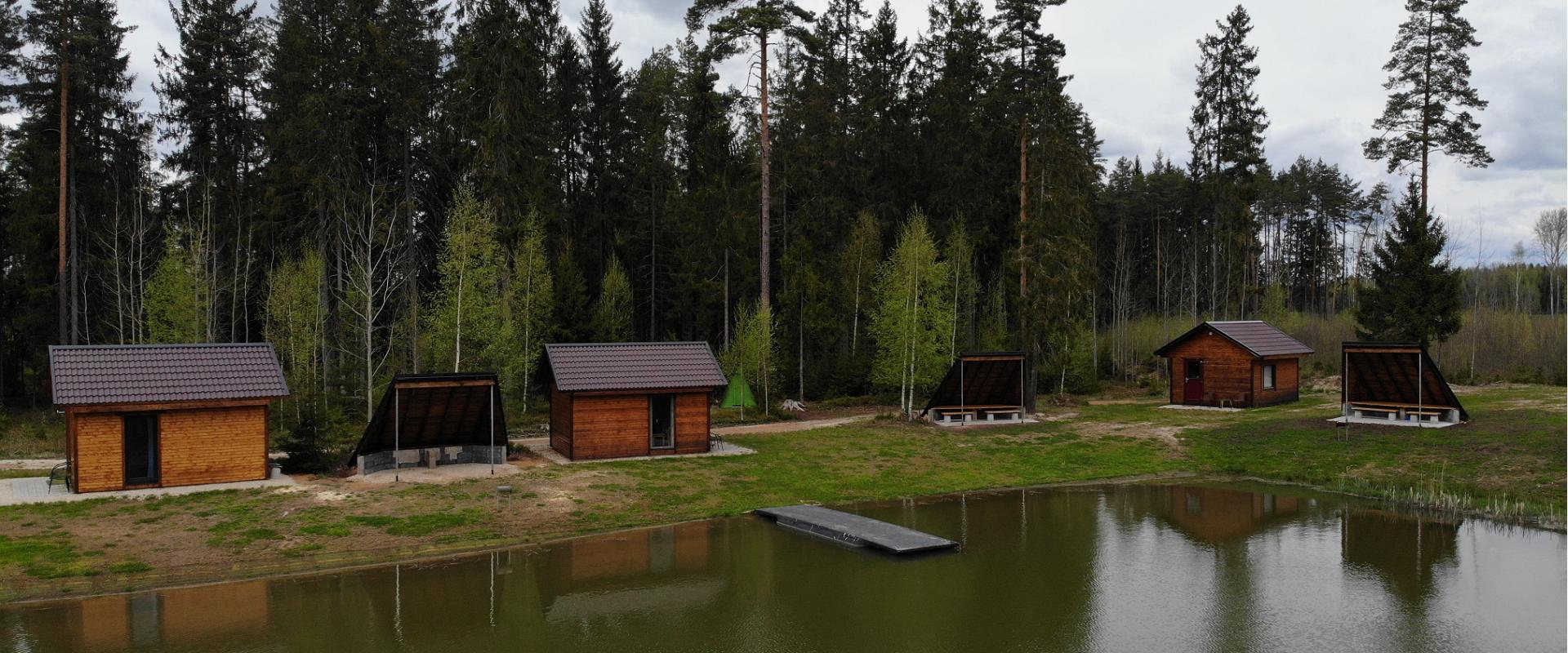 Camping houses and camping at Metsjärve Holiday House