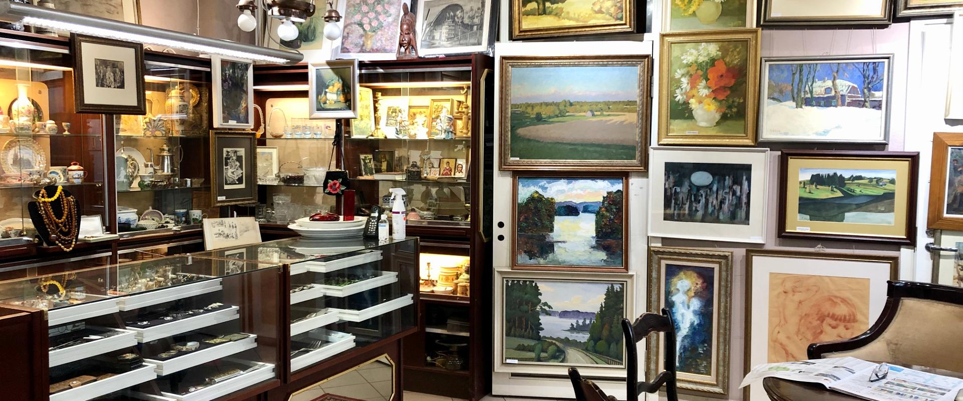 Barokk, a fine arts and antiques store