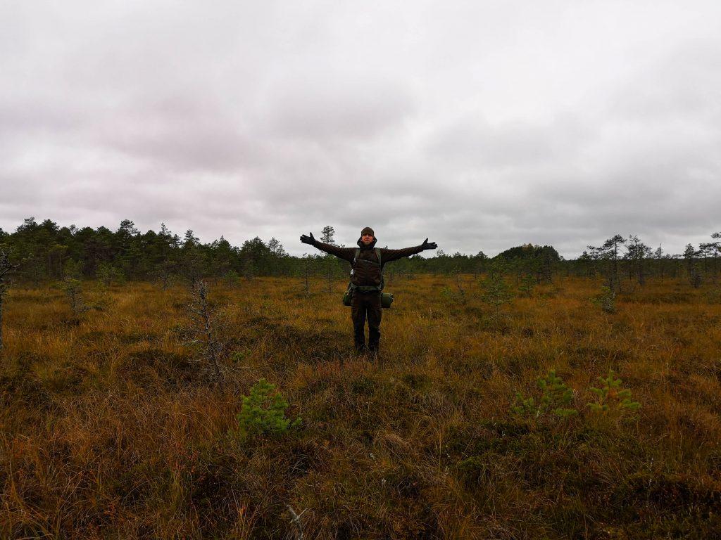 Snowshoe hike in Endla bog