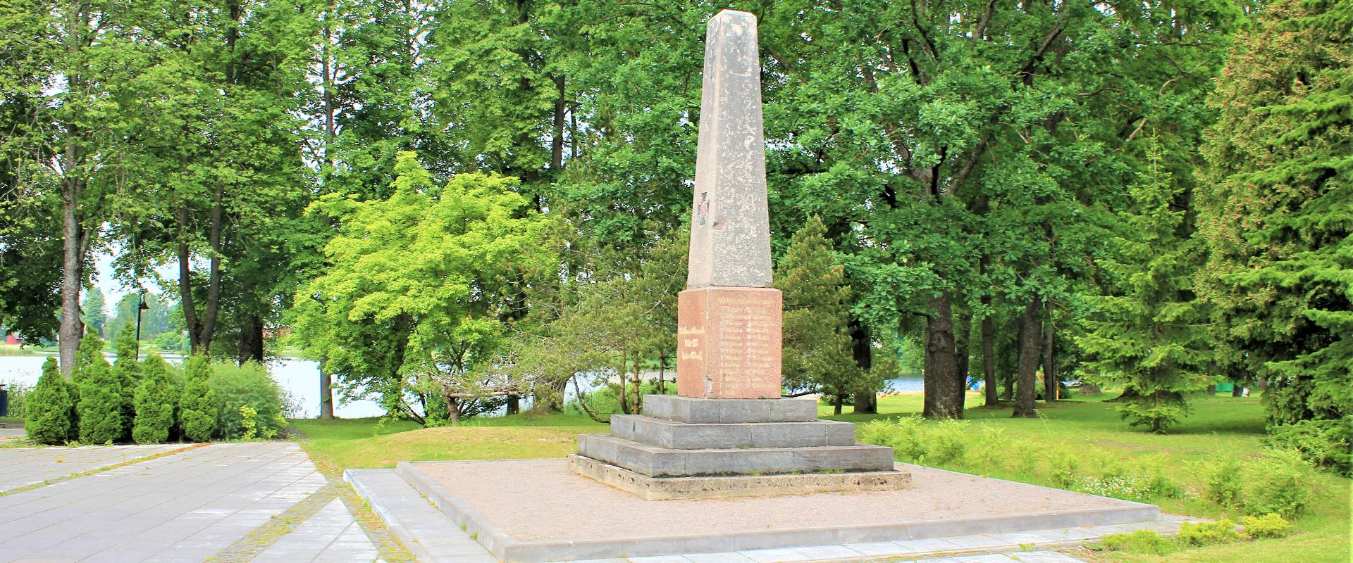 Monument Park (Ausamba park) in Räpina