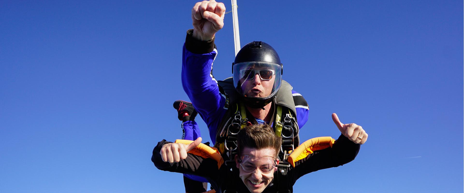 Tandem jump with an experienced instructor at Rapla Airport