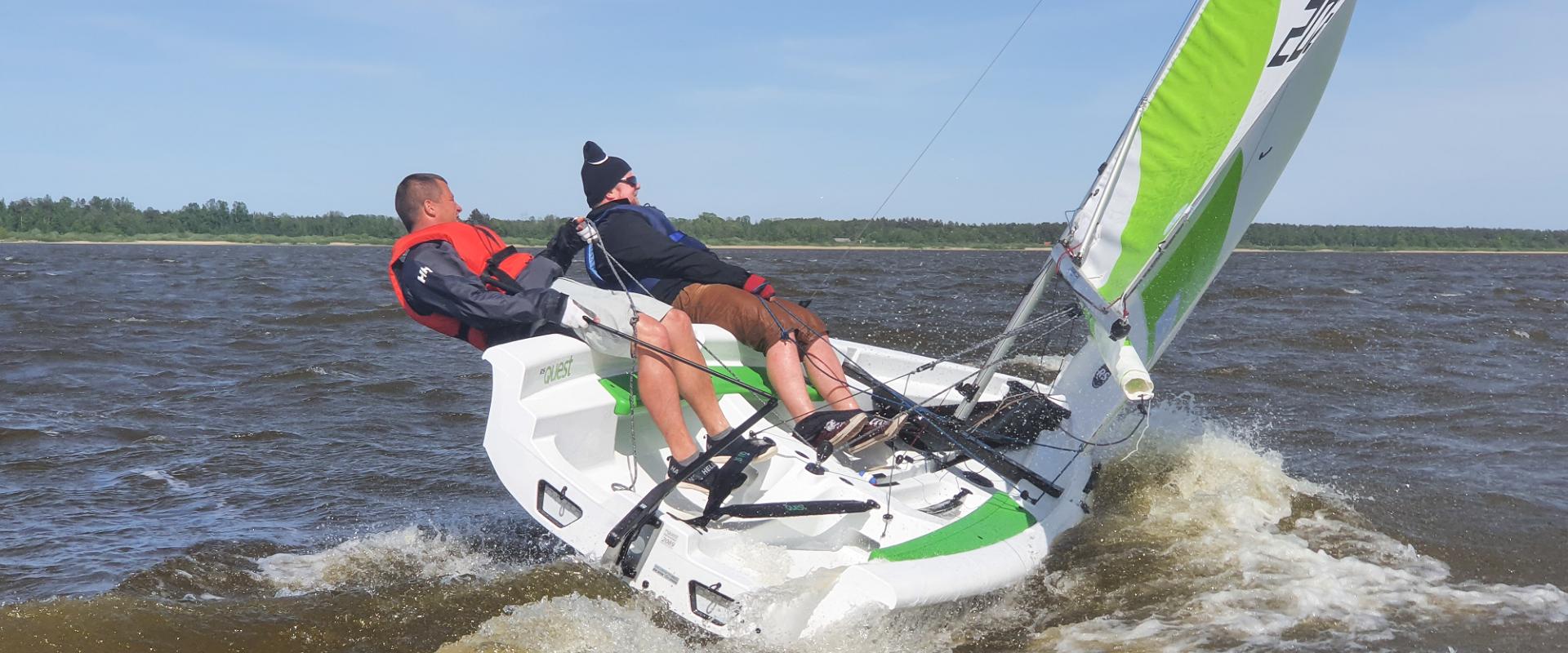 Segelbootverleih am See Võrtsjärv