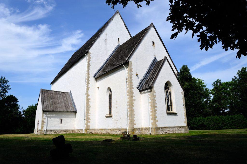 Exkursion mit Fremdenführer auf die Inseln Muhu und Saaremaa