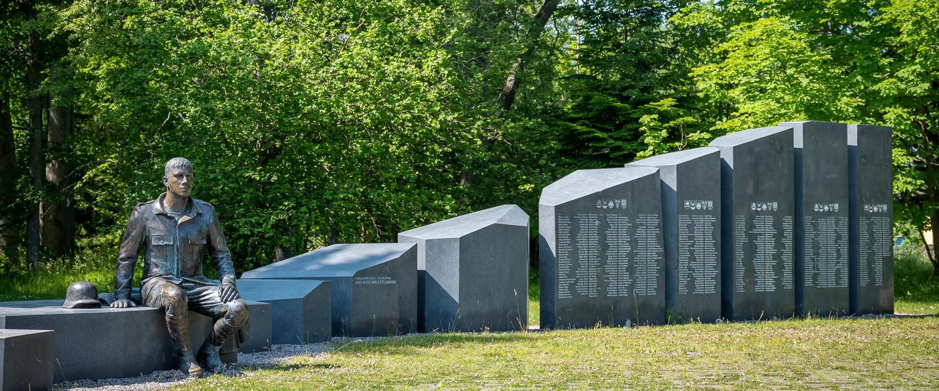 II maailmasõjas hukkunud hiidlaste mälestusmärk