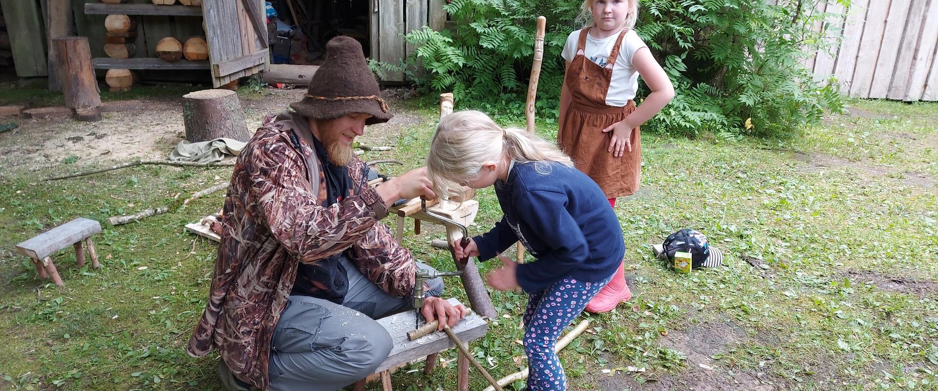 Püsimets ja inimene ning loodussõbralik metsandus Pokumaal