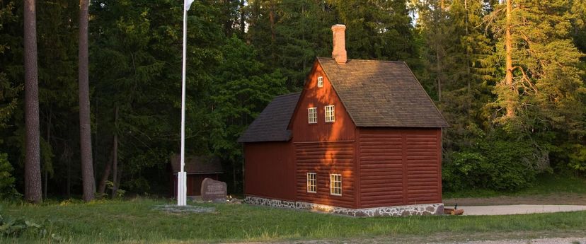 Roela Cone Hut Museum