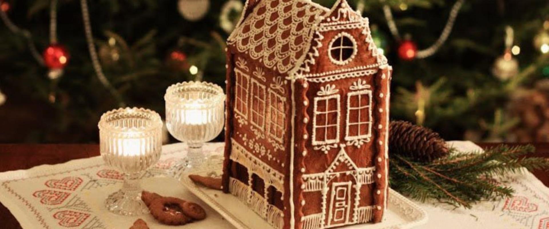 Tallinn Private Christmas Tour & Gingerbread Making Workshop