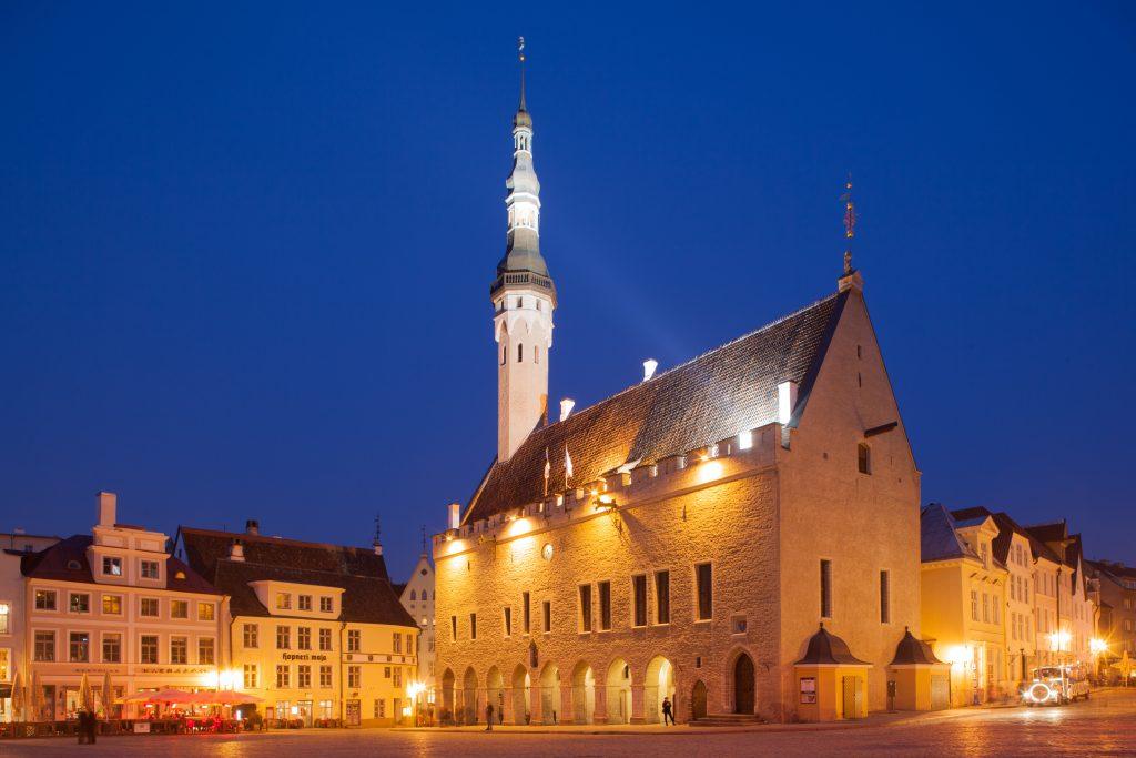 Exkursion zu den Legenden Tallinns mit einem Besuch des Rathauses