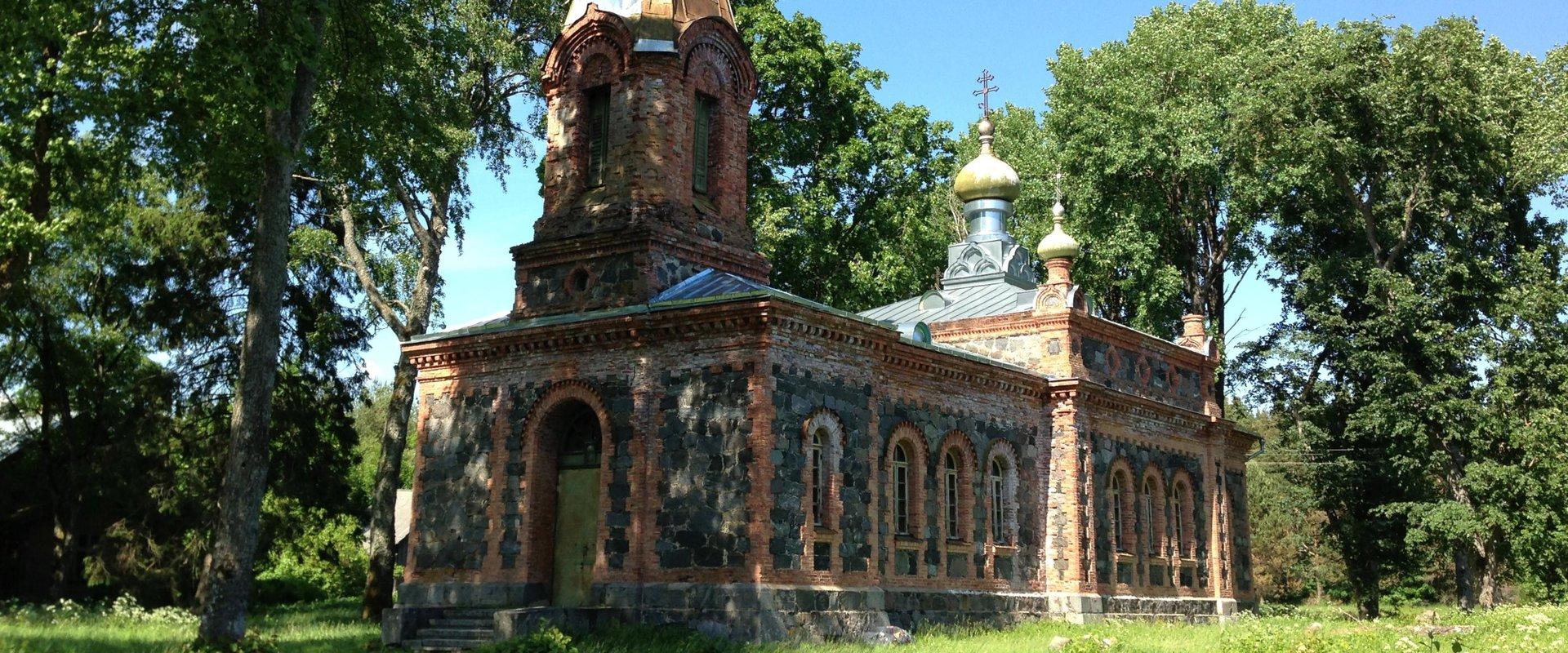 Estnische Apostolisch-Orthodoxe Kirche der Heiligen Dreifaltigkeit in Paadrema