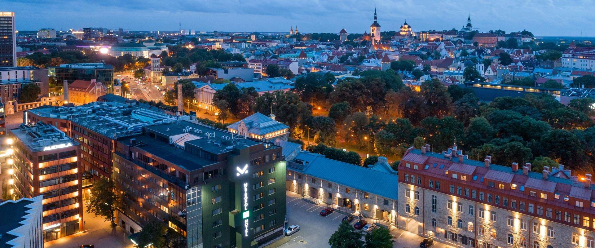 Das Metropol liegt in der Innenstadt von Tallinn in dem einzigartigen Rotermann-Viertel, einen kurzen Spaziergang entfernt von der historischen Altsta