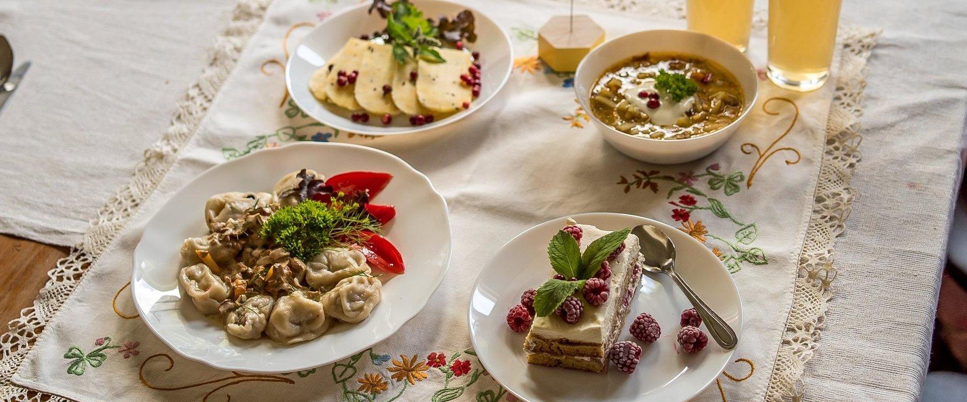 The third Peipsi Food Street 175 km will take place from 17th to 18st of August from Vasknarva to Saabolda. Pop-up restaurants will be opened on a roa