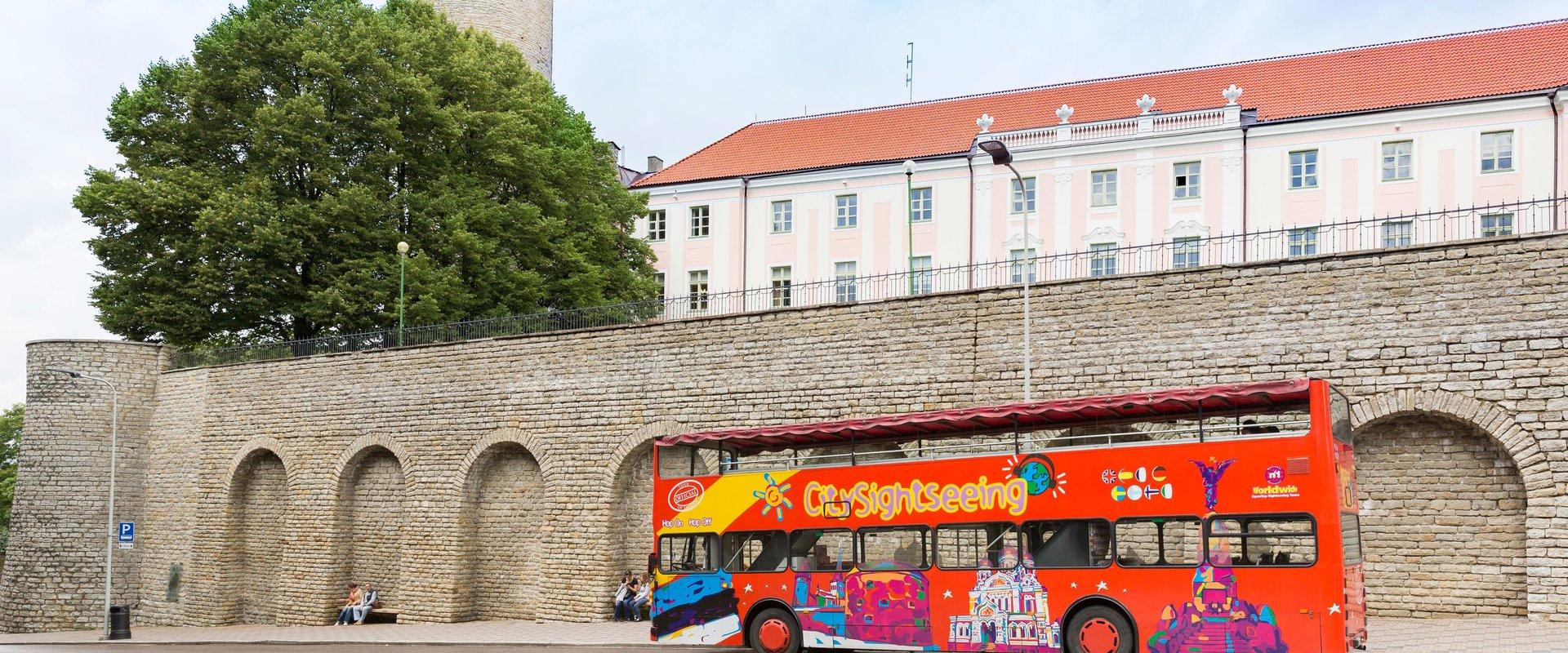 CitySightseeing Tallinn – Open Top Tour with audioguide