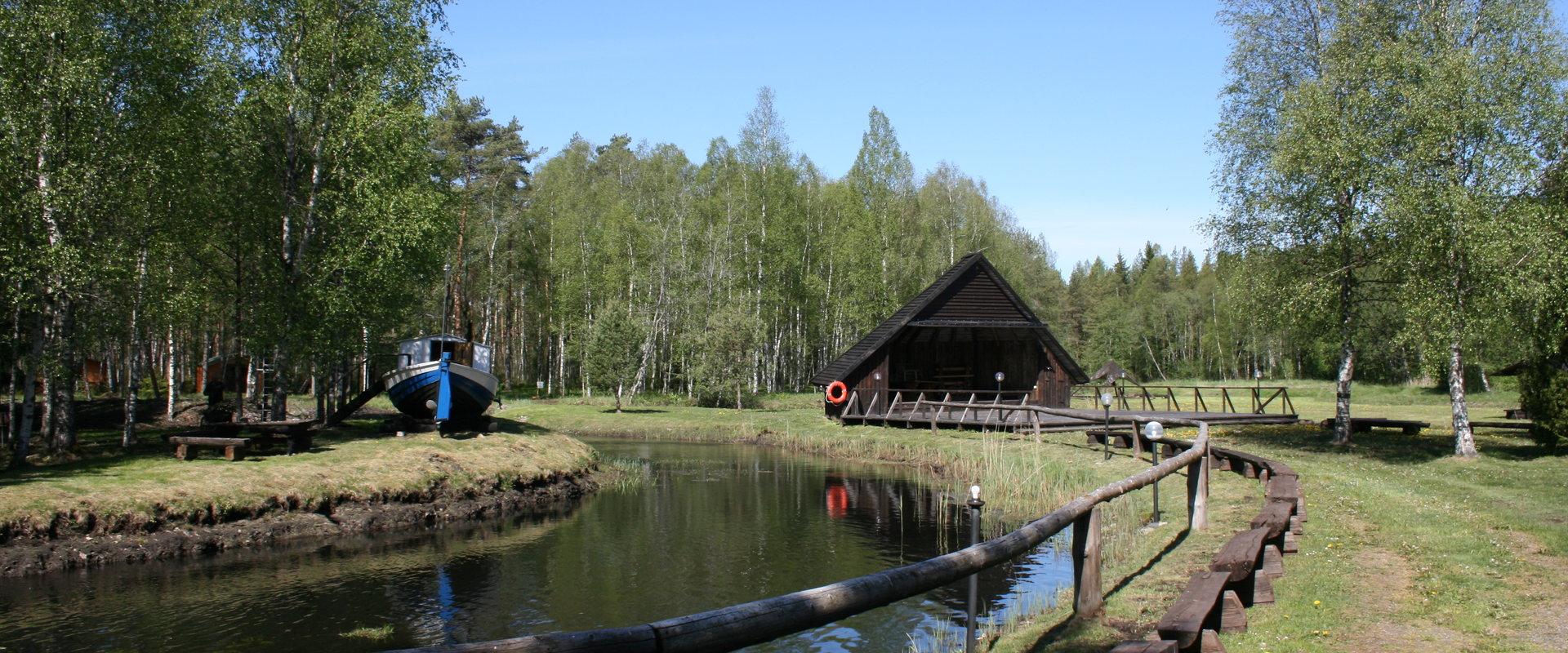 Vana-Veski Puhkekeskusest voolab läbi Jägala jõgi