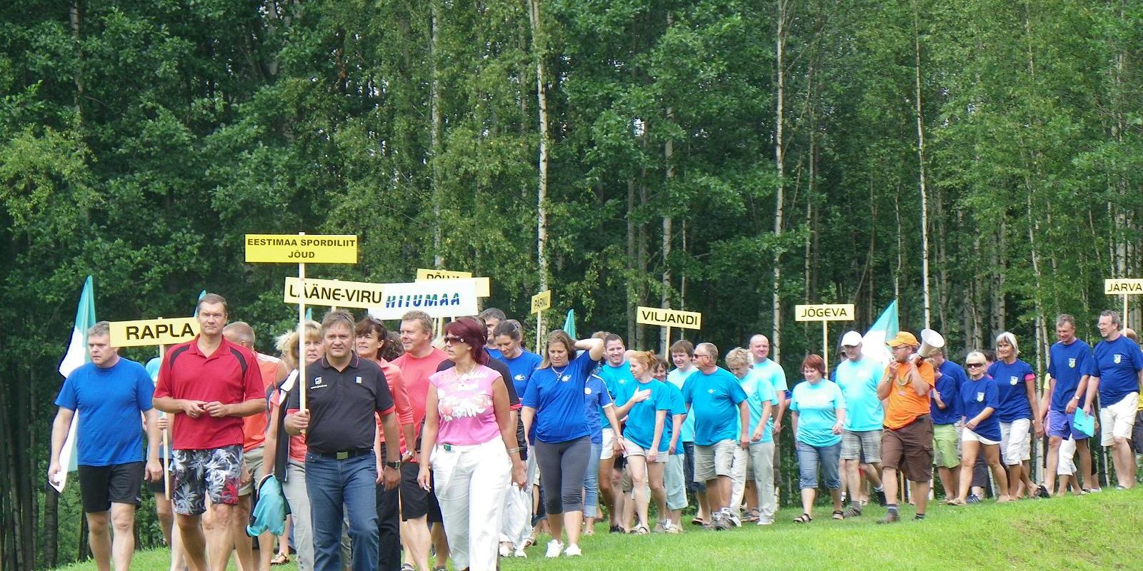 Omavalitsuste esindajad osalemas Eestimaa Spordiliit Jõud rongkäigus