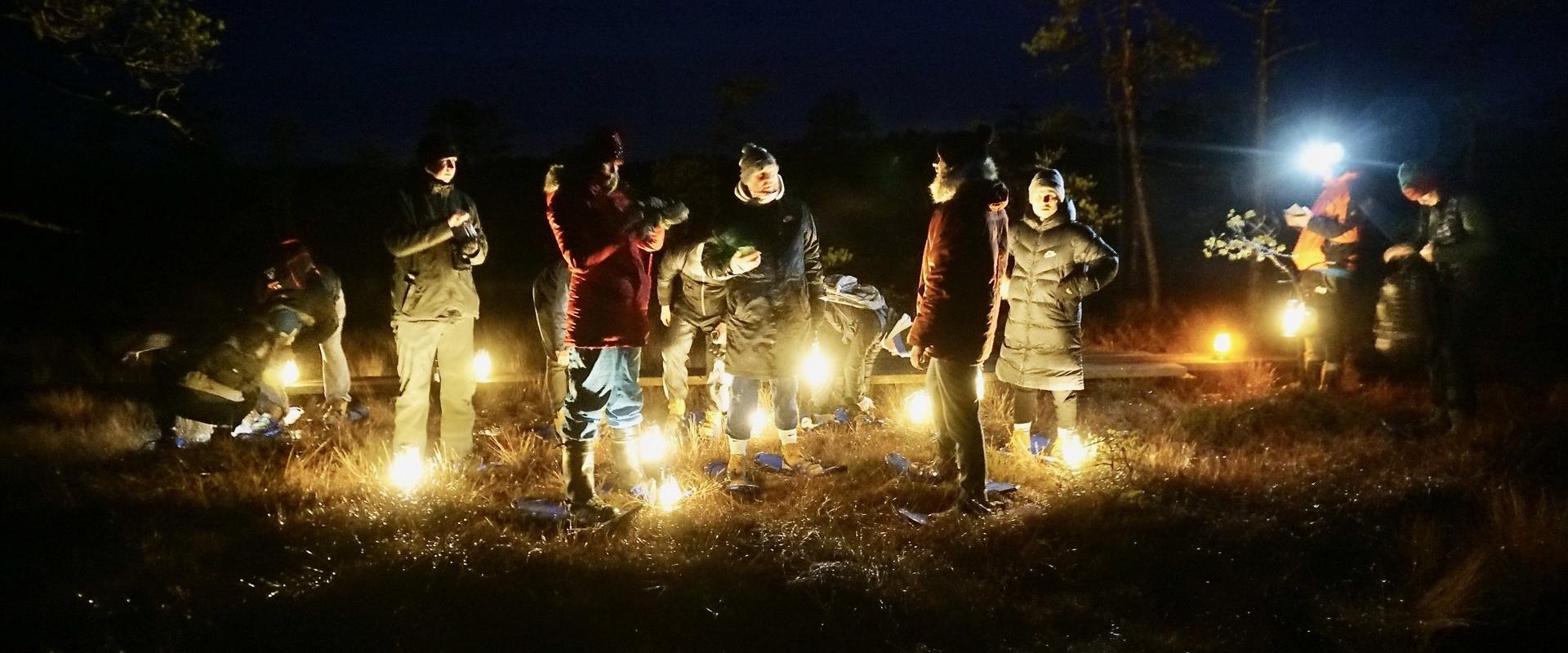 Romantiline laternamatk õhtusel ajal