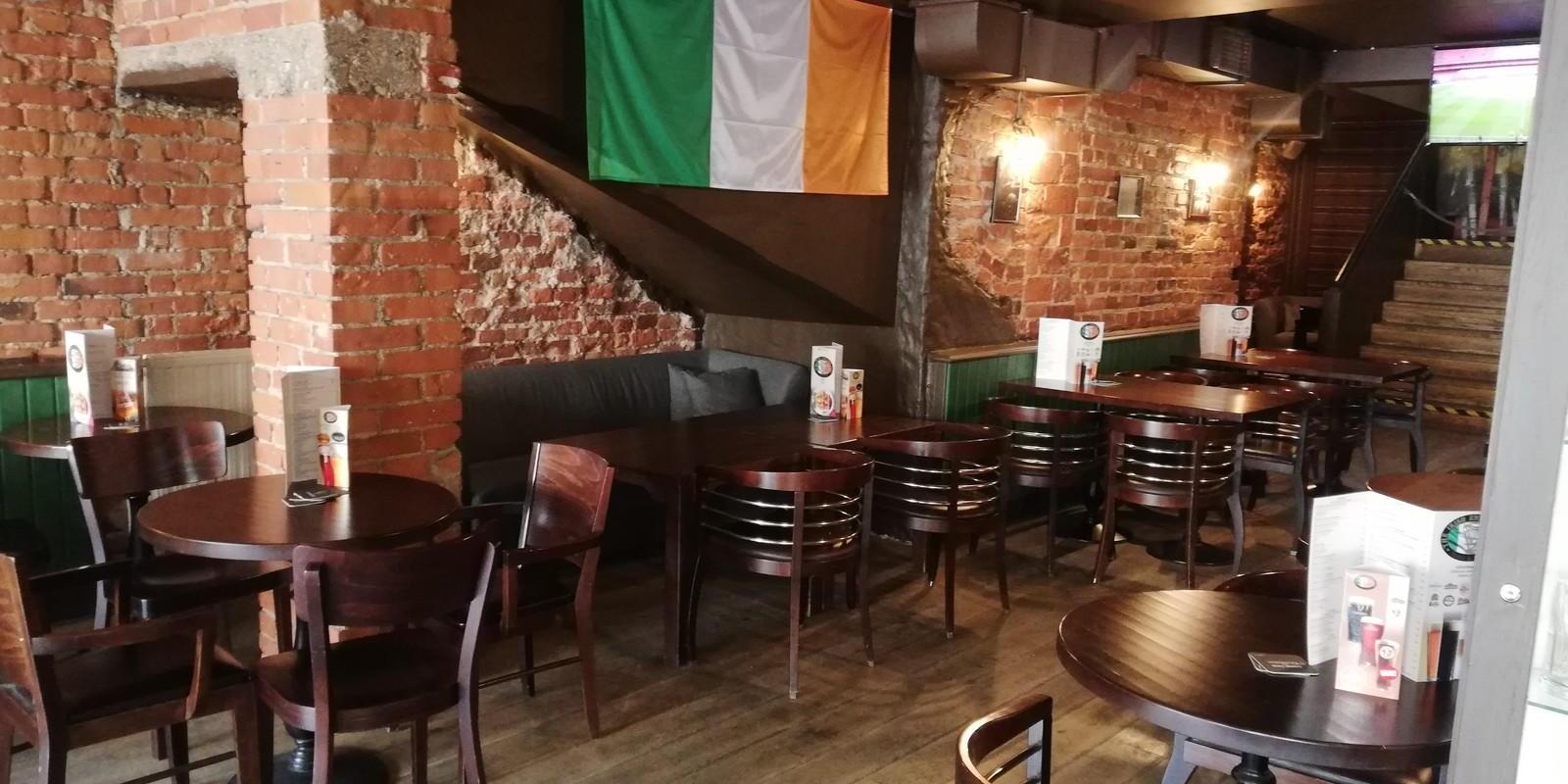 Pildil The Irish Embassy Pub Tartu siseruum