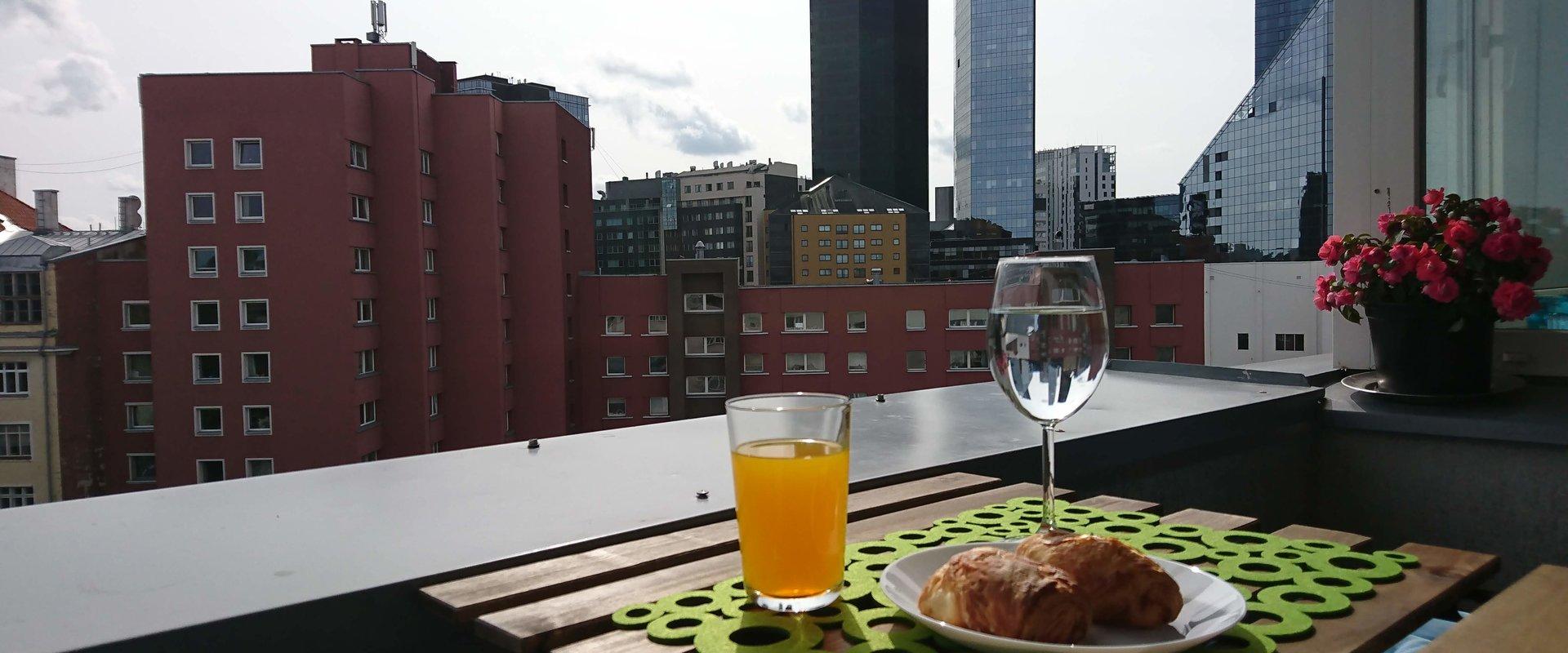 Gästewohnung mit Balkon in der Raua-Straße in Tallinn