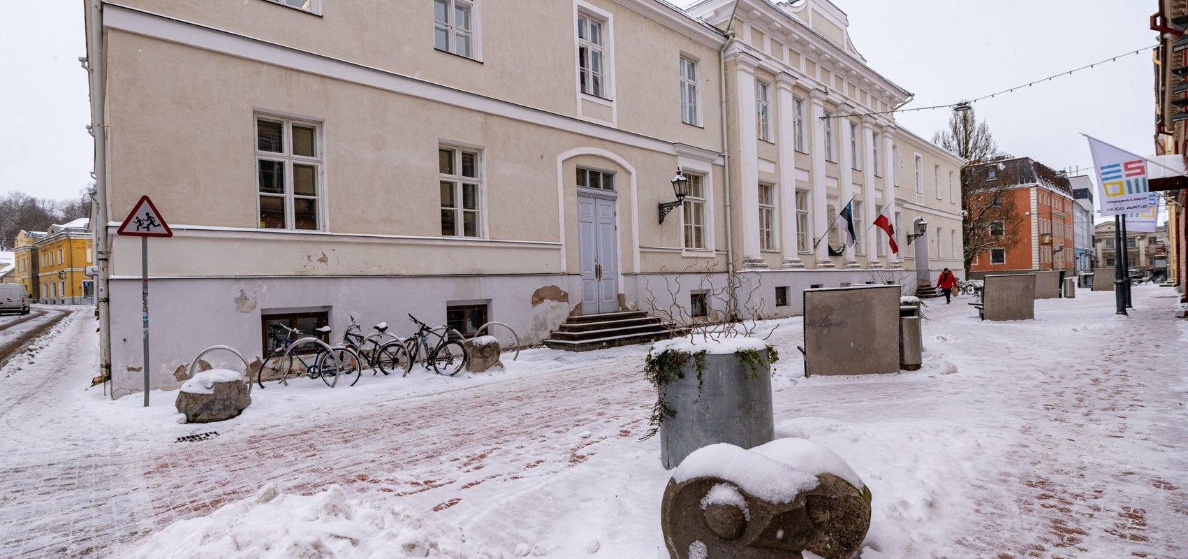 Hugo Treffneri Gümnaasium, nn Printsessi maja talvel
