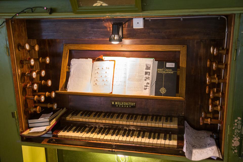 Rõngu St Michael’s Church of the Estonian Evangelical Lutheran Church, organ