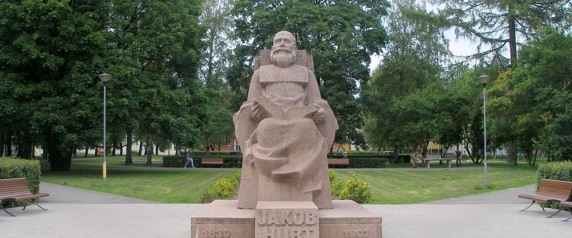 Jakob Hurda monument