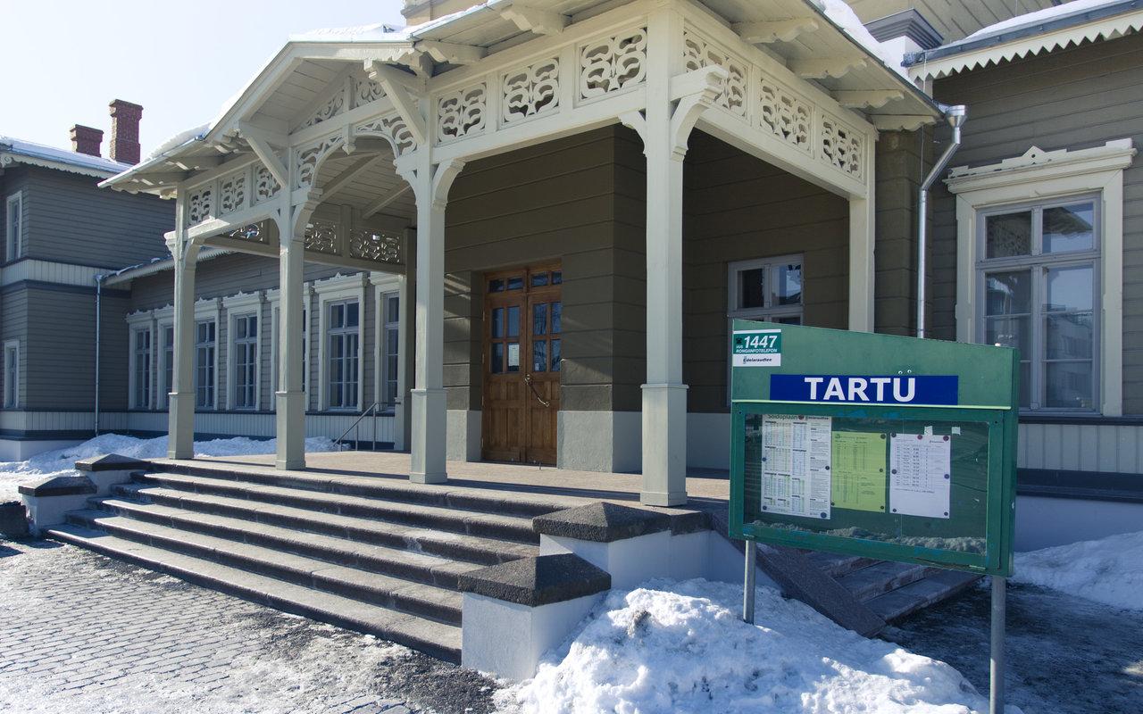 Tartu Railway Station in winter