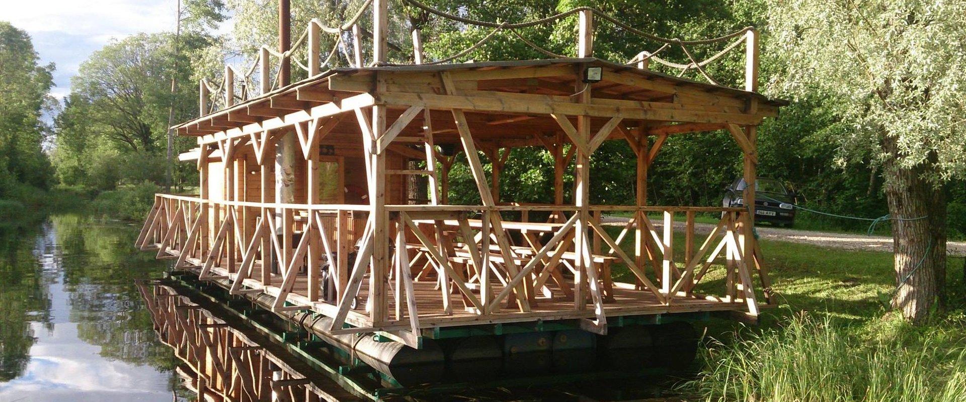 Parvsaun "Krõõt" Kamari paisjärvel