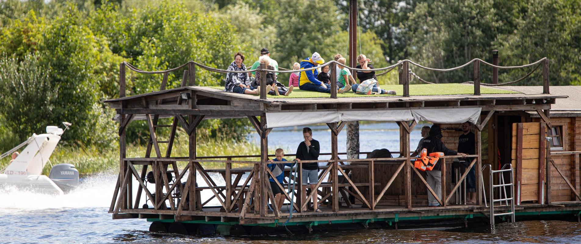 Parvsaun "Krõõt" Kamari paisjärvel