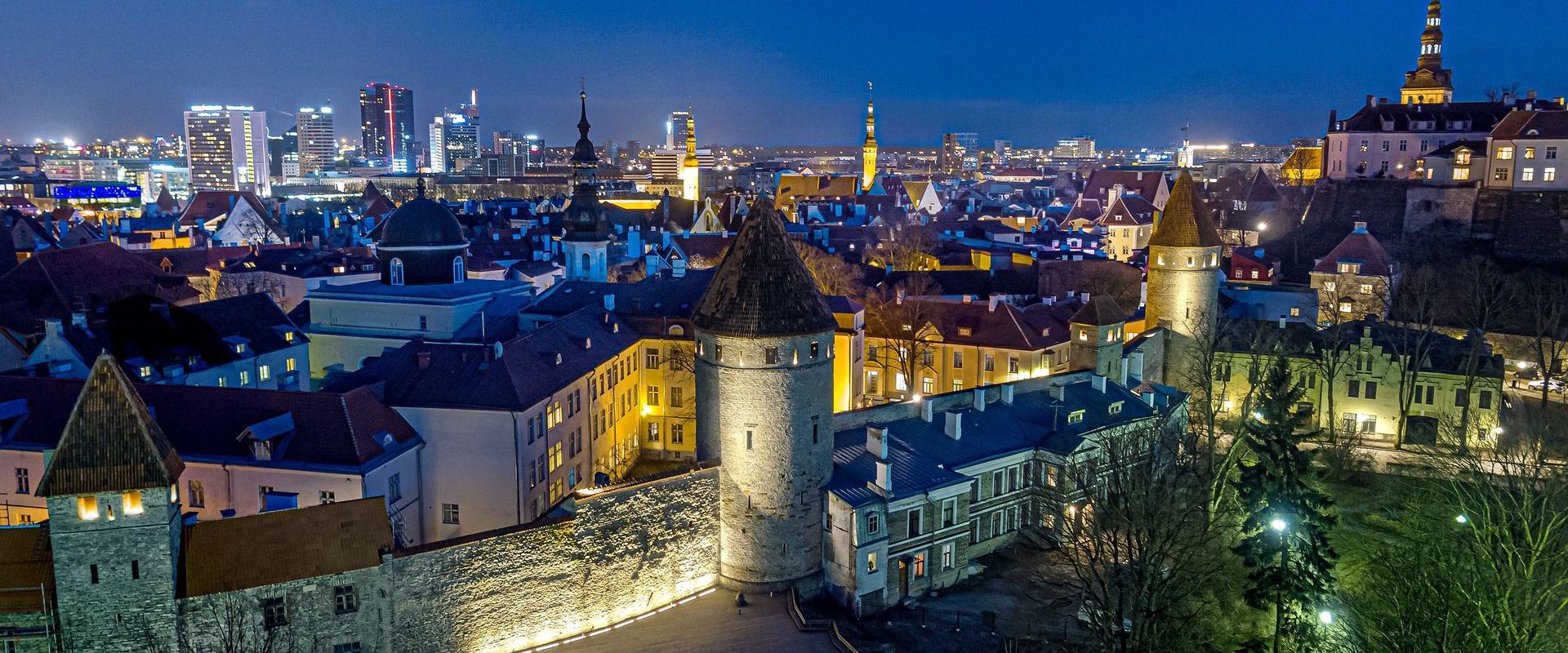 Vaata vanalinna: tasuta audiogiidituur "Linnamüüri sosinad"