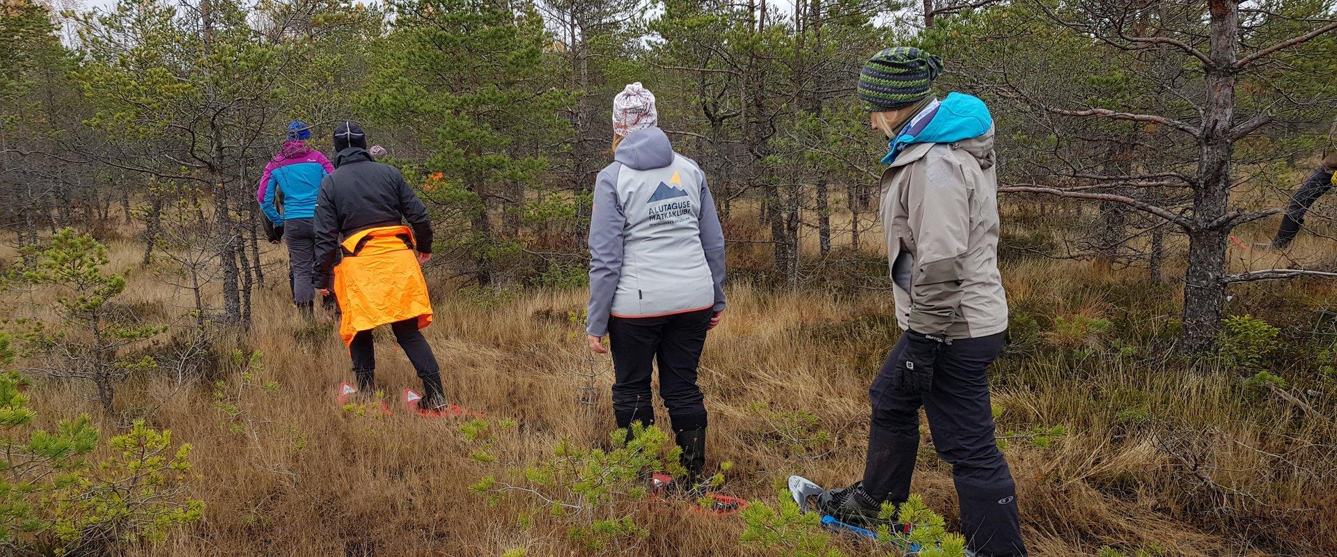 Räätsamatk kunagises pühas Hiiesoos matkajuhiga