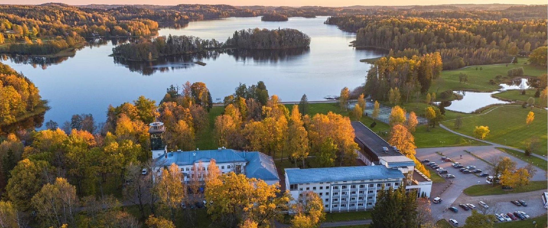 Pühajärve Hotel awaits you on the shores of the beautiful Lake Pühajärv, over which some of our rooms enjoy unforgettable views. Here at our cosy hote