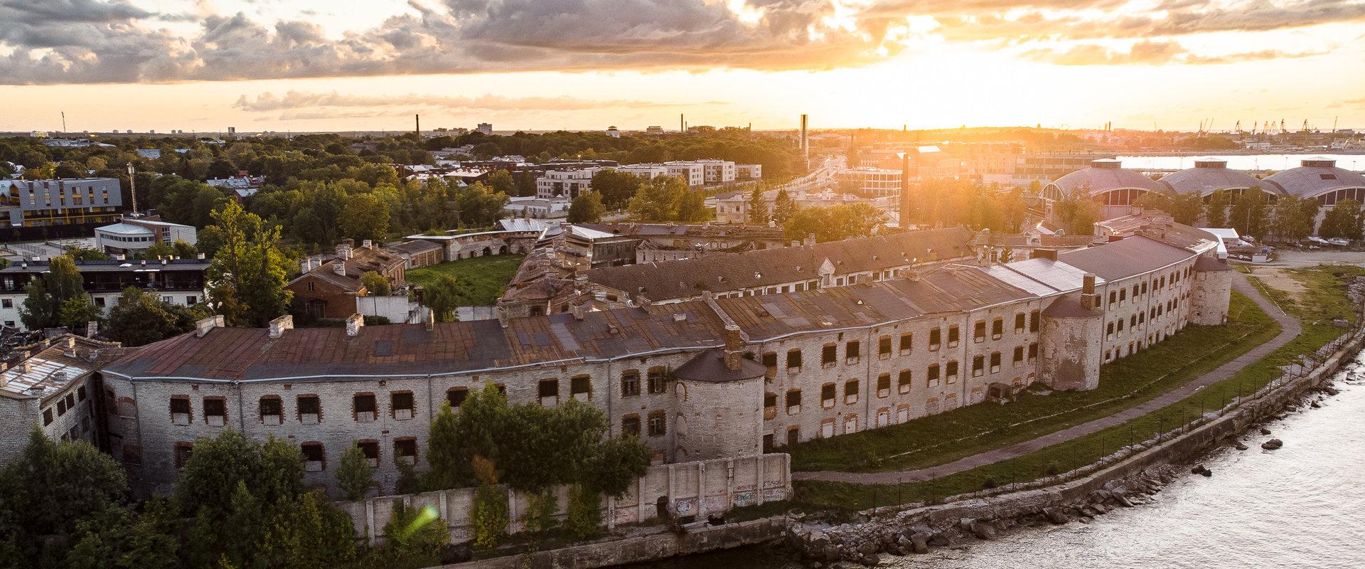 Arhitektuuripärl Tallinnas. Patarei Merekindluses