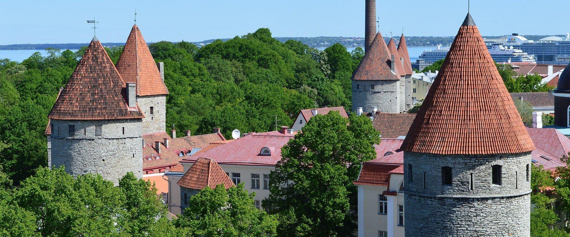 Giidiga jalgsituur Tallinna ajaloolises vanalinnas