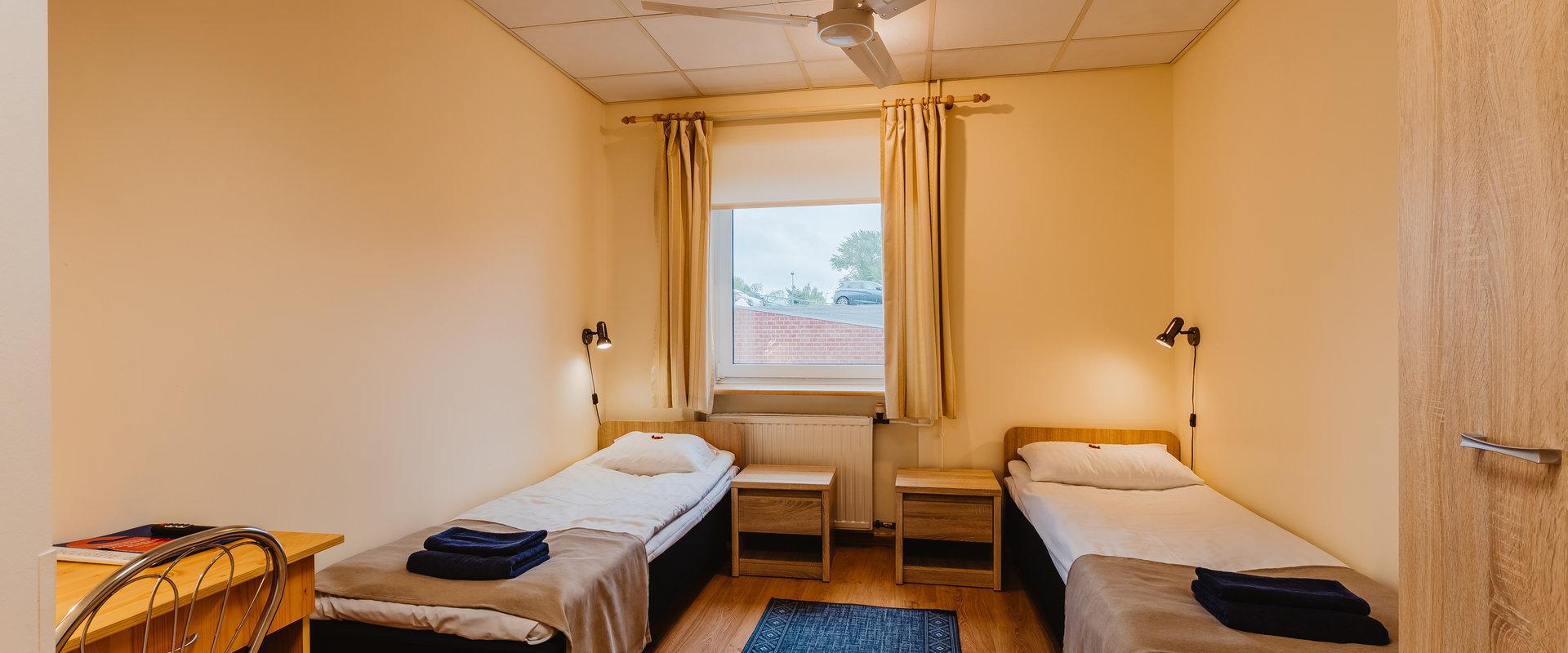 Aleksandri Hotelli kahekohaline tuba kahe eraldi voodiga