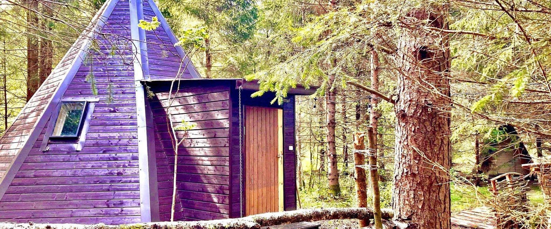 Staying for the night at the Riksi lavvu is an experience in itself. You can come and have a rest in the primal forest of Hiiumaa and escape from the 