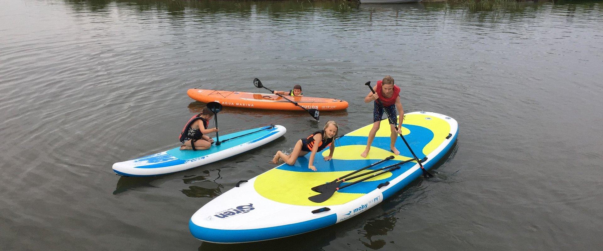 Muhu SUP rents SUP boards and organises trips on Muhu Island and Eastern Saaremaa. Equipment rental takes place at a pre-agreed location, and it is al