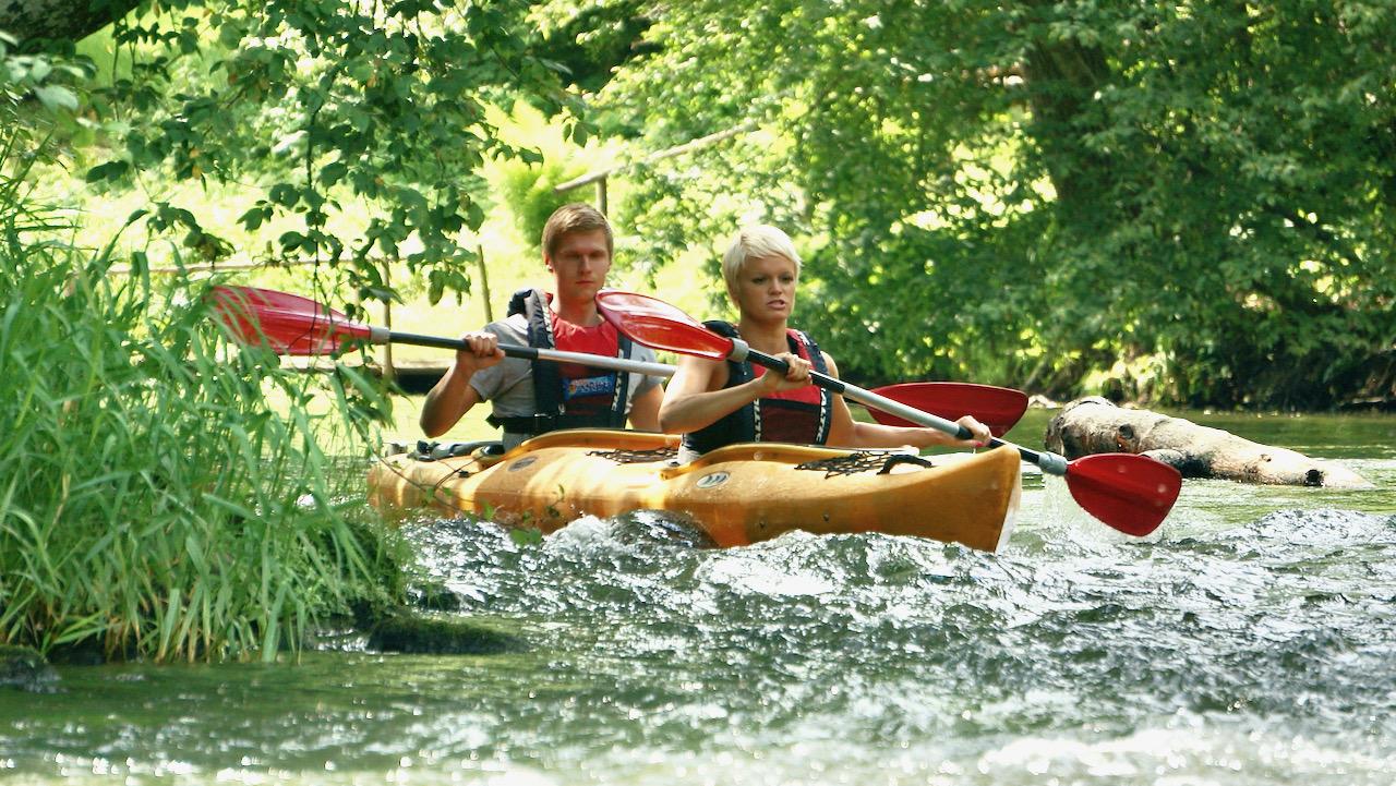 Ahja kanuumatk süstamatk canoeing kayaking paljandid koopad visitestonia kärestik matkajuht
