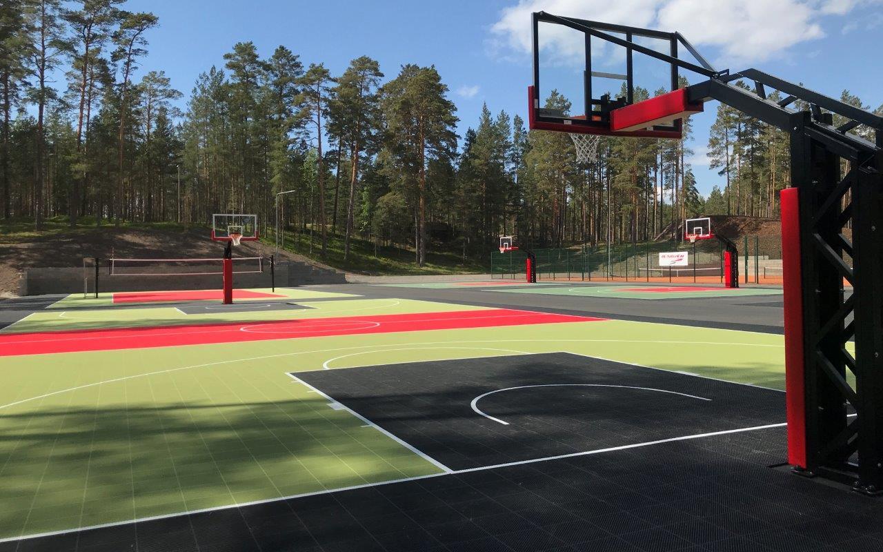 Võrkpalli, korvpalli- ja 3x3 korvpalliväljakud