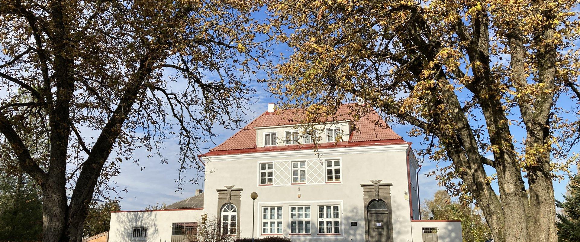 Abja muuseum ajaloolises panga- ja postihoones