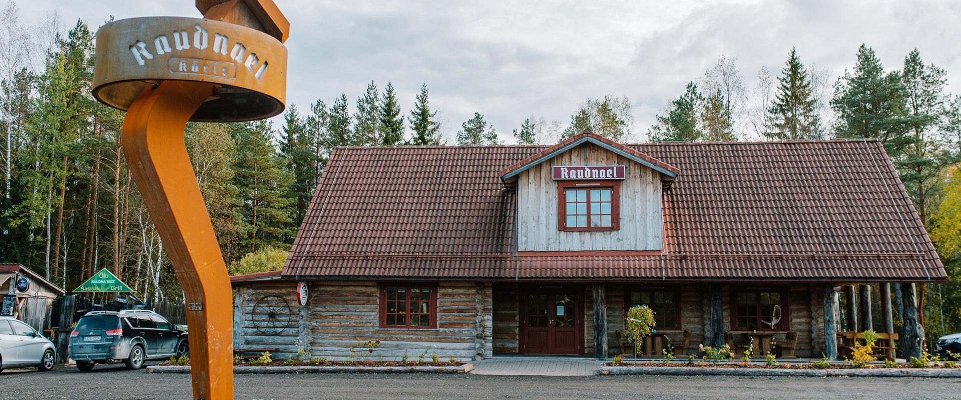 Raudnaela Pub