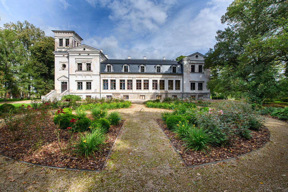 Kaagjärve Manor and the Manor Park