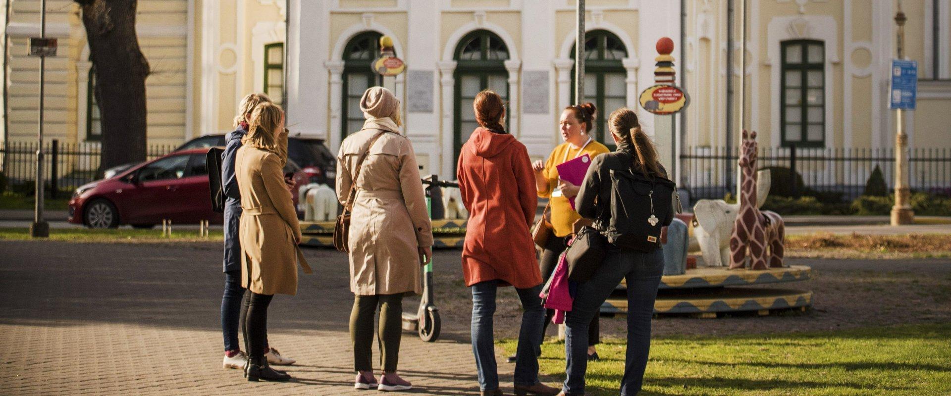 Pärnu Lastepark ja Katariina kirik