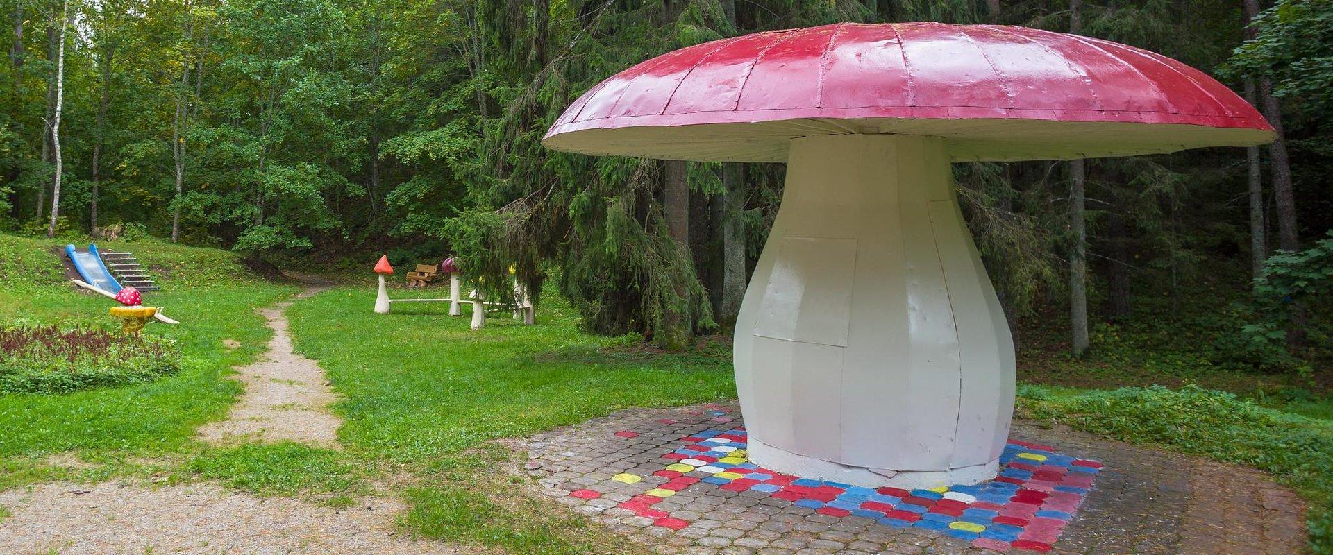Mushroom Country, a playground in Elva