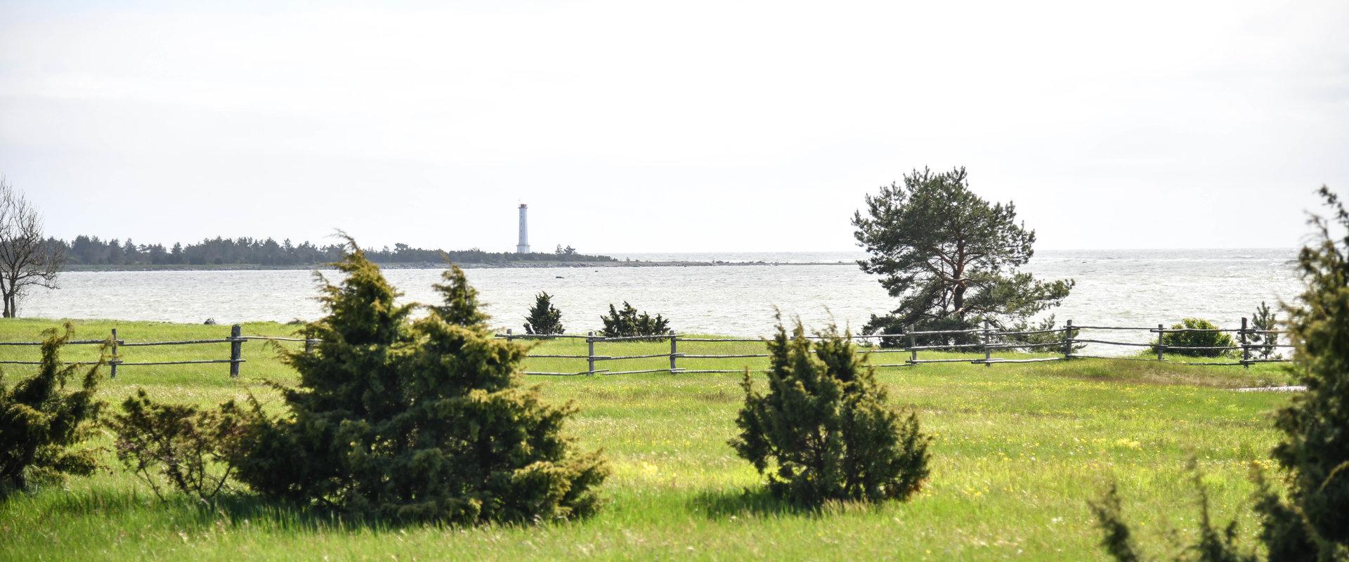 Sõmeri Peninsula and lighthouse