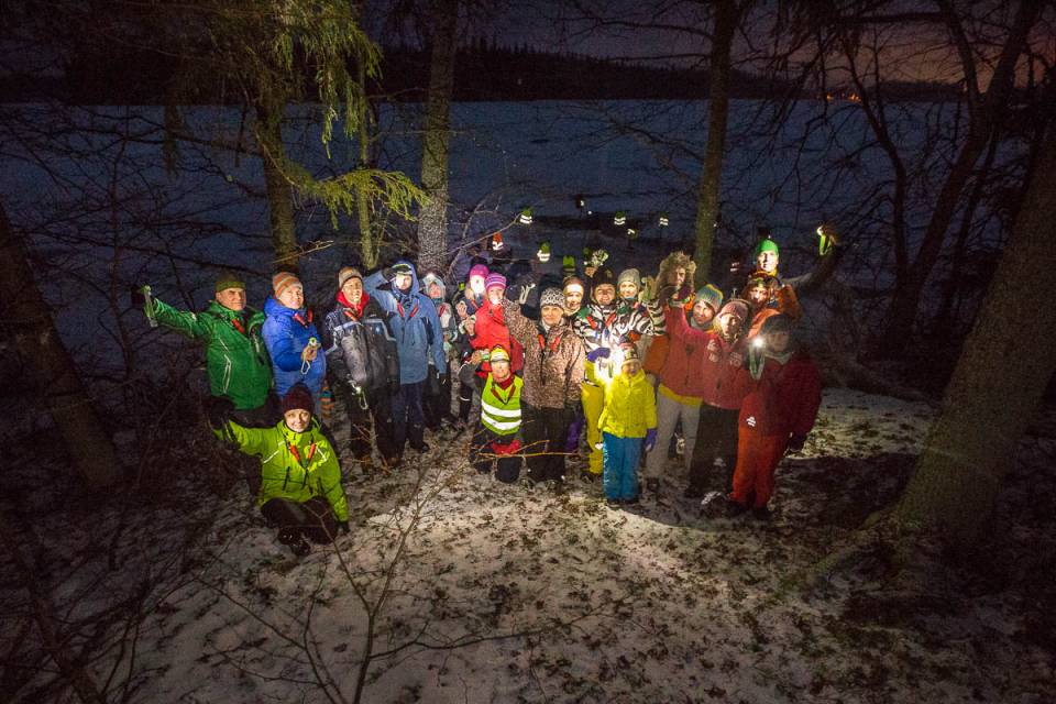 Valguskelgumatk Pühajärve lumistel radadel