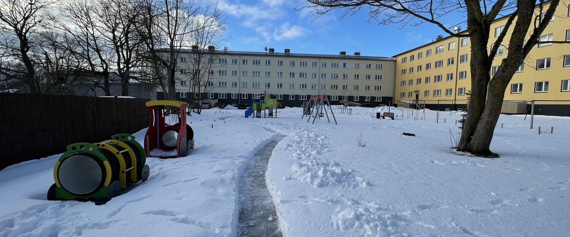 Jaama puiestee mänguväljak Rakveres