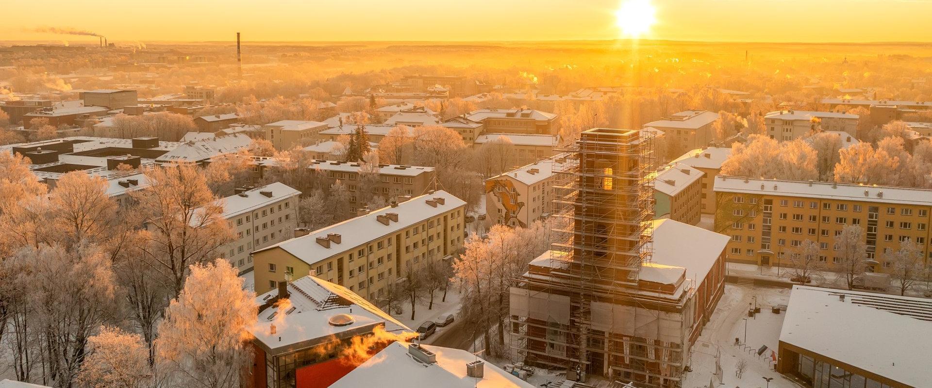 Marienkirche in Tartu, wir errichten die Marienkirche in Tartu wieder, Drohnenfoto der Kirche